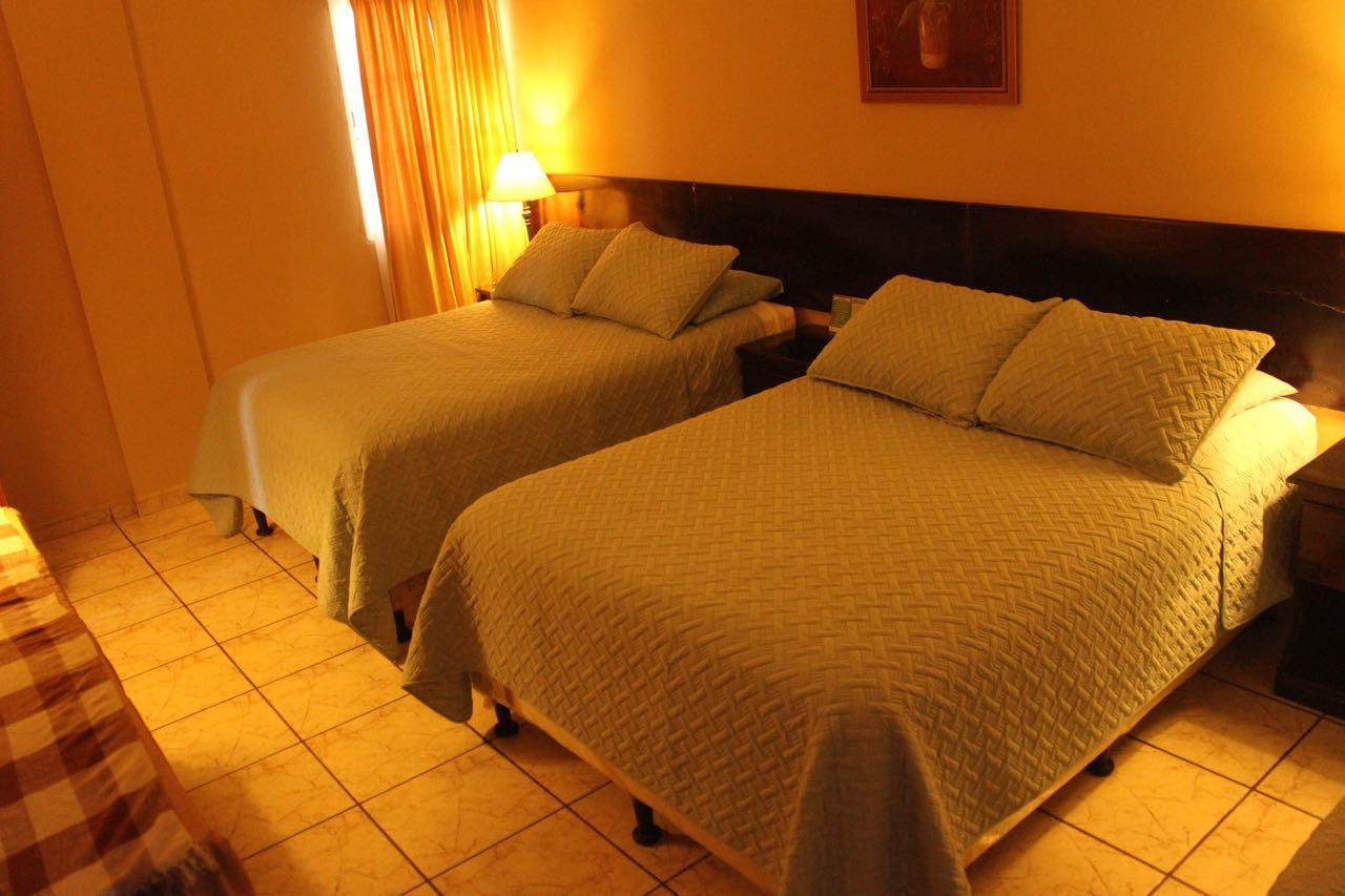 Hotel Las Margaritas La Esperanza Bagian luar foto